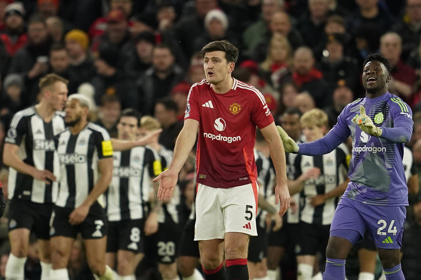 曼联客场失利,欧冠资格或浮现危机 曼联客场失利,欧冠资格或浮现危机