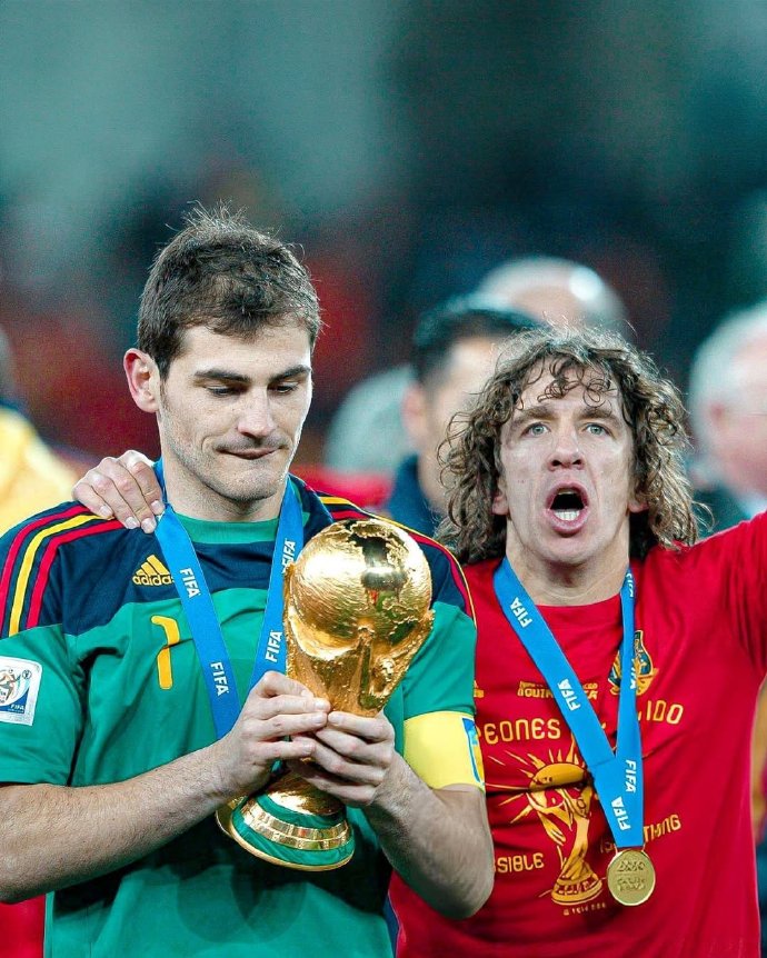 皇马守门员巴尔德斯表现出色,助球队击败对手 皇马守门员巴尔德斯表现出色,助球队击败对手