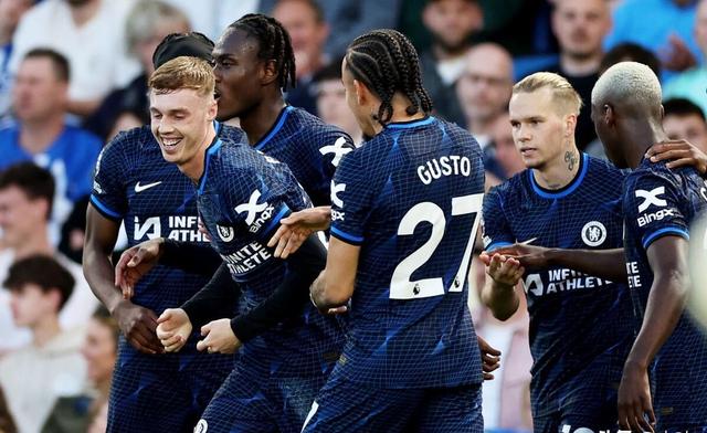 欧洲足坛竞技大战,球队团结拼搏争夺荣耀 欧洲足坛竞技大战,球队团结拼搏争夺荣耀