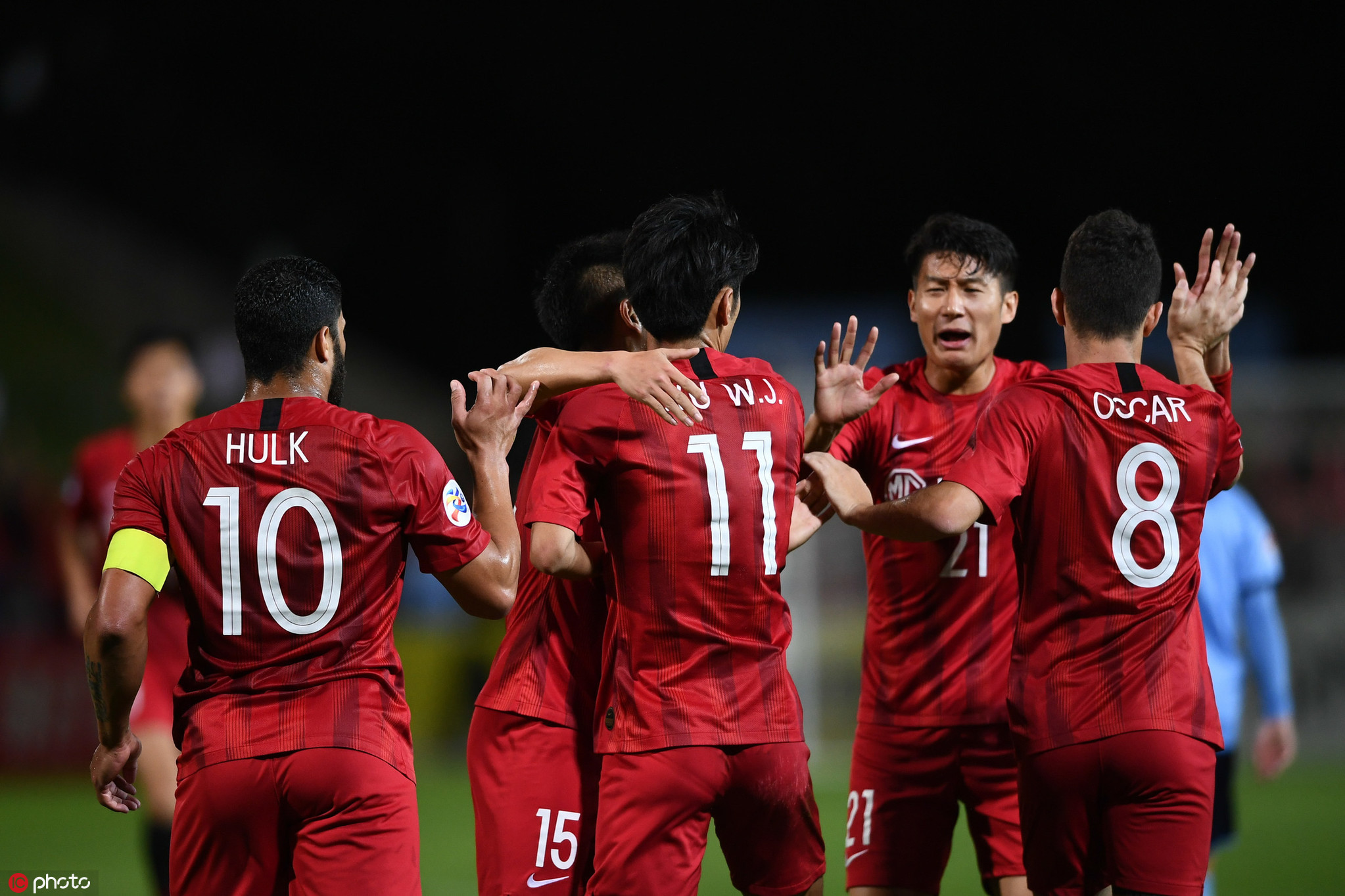 上海上港首发大调整，打破常规形成新风格