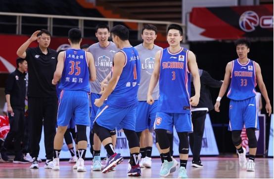 让人期待的中国职业篮球联赛