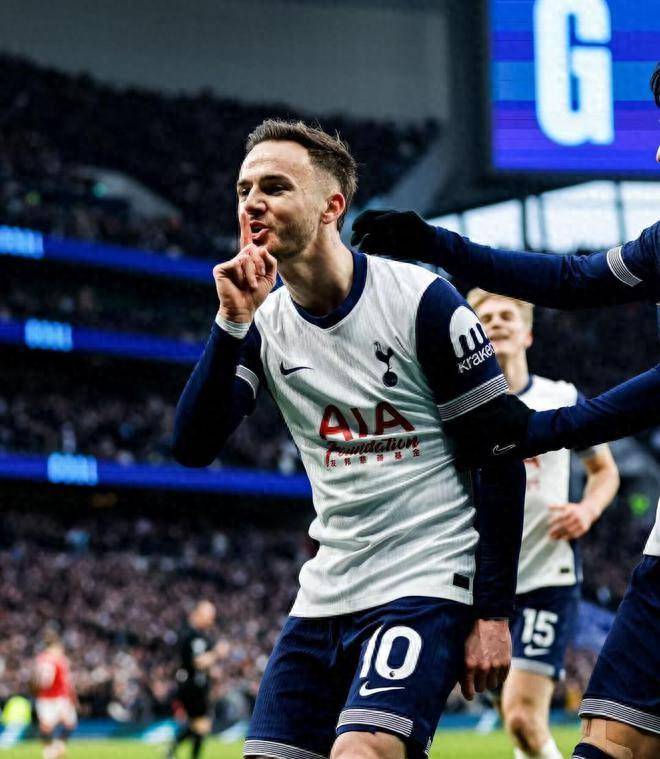 存亡之战！曼联客场逆袭热刺，保住保级希望