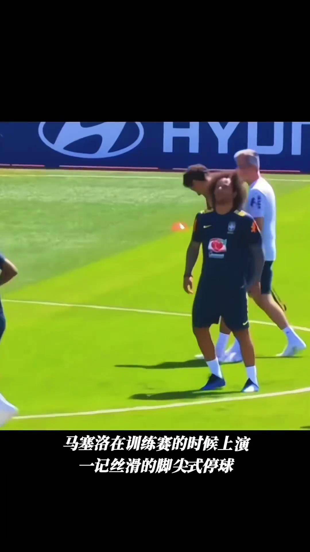 球场上的精彩瞬间感动无数人