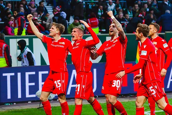 柏林赫塔队员遭遇伤病困扰，球队备战告急