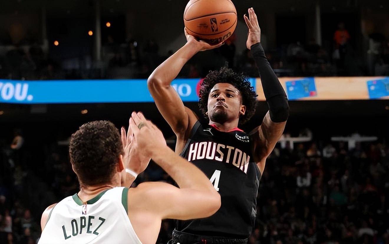 雄鹿击败国王，字母哥独得39分