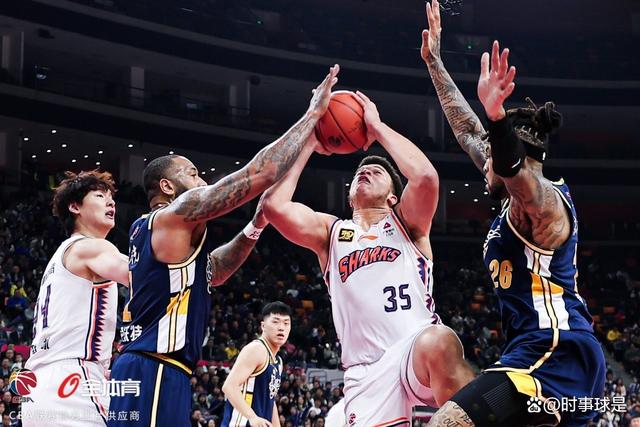 云南队将与上海男篮交锋，火爆对决引人瞩目