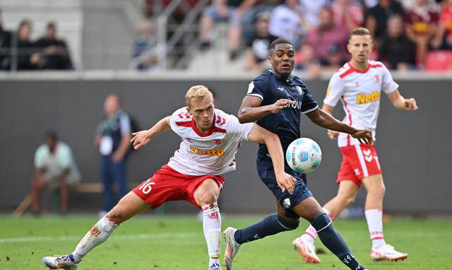 柏林赫塔主场不敌对手，遭遇失利