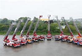 斯坦德森乌尔姆浪行对抗荷尔蒂施姆卡马克公远扑，