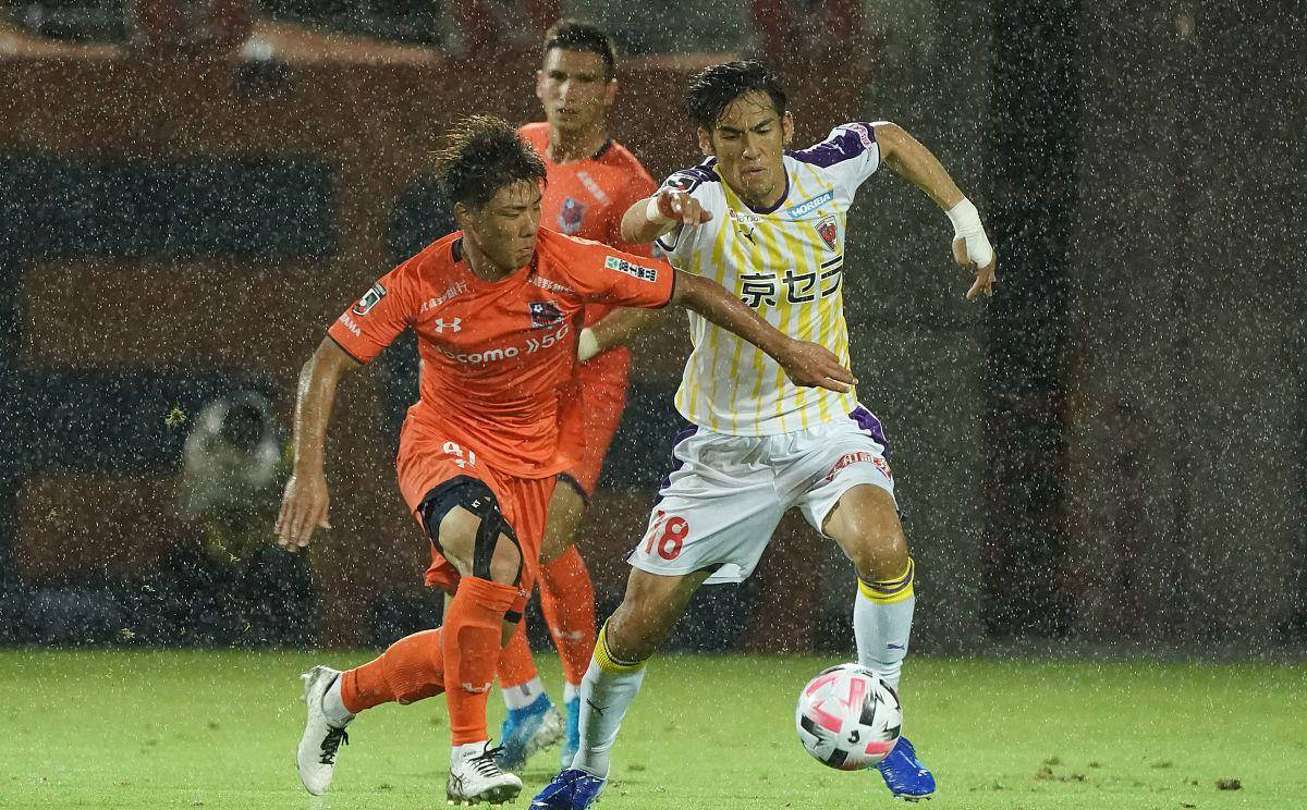 FB体育官网-京都不死鸟队取得胜利，晋级下一轮