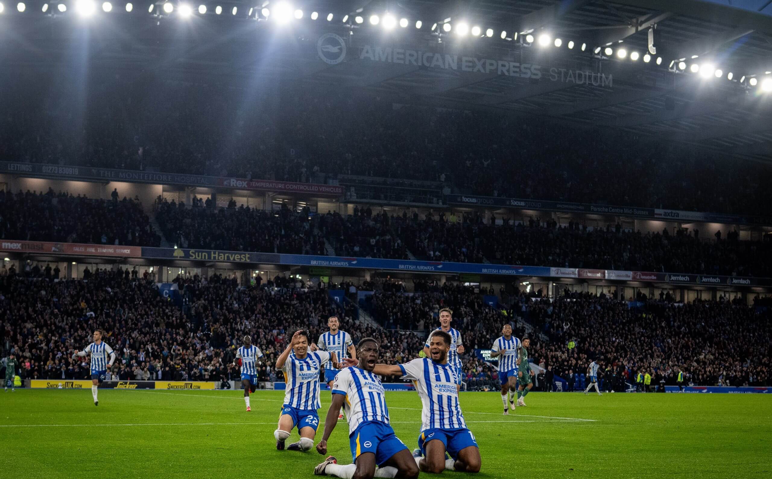 热刺中场表现超出预期，球队颇有潜力