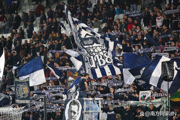 法甲劲旅梅斯坐稳榜首，德比激战展开！