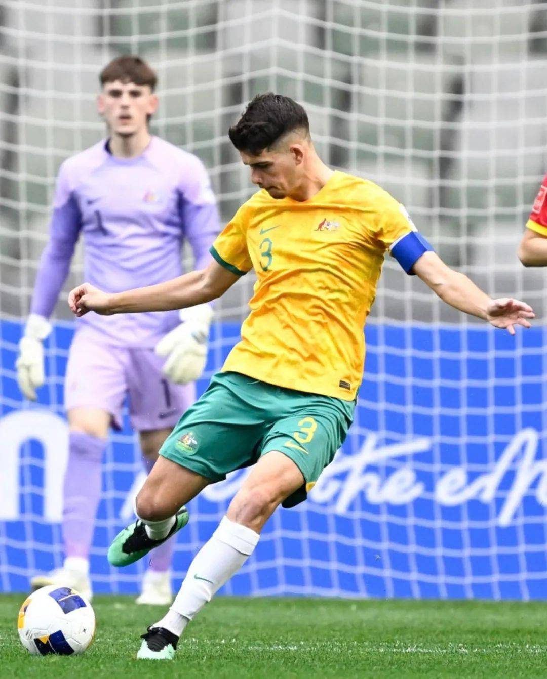 意甲背景:佛罗伦萨主帅致谢球员,感谢努力 意甲背景:佛罗伦萨主帅致谢球员,感谢努力