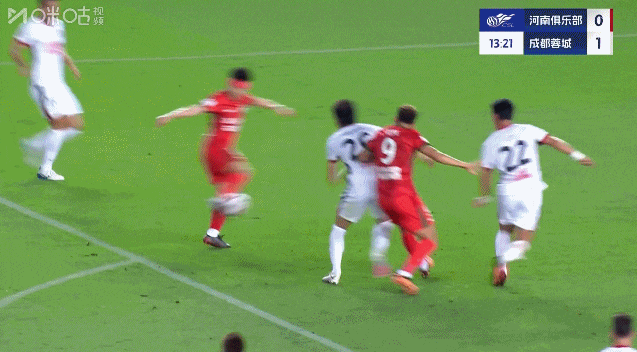 战术调整带来胜利，引发热议