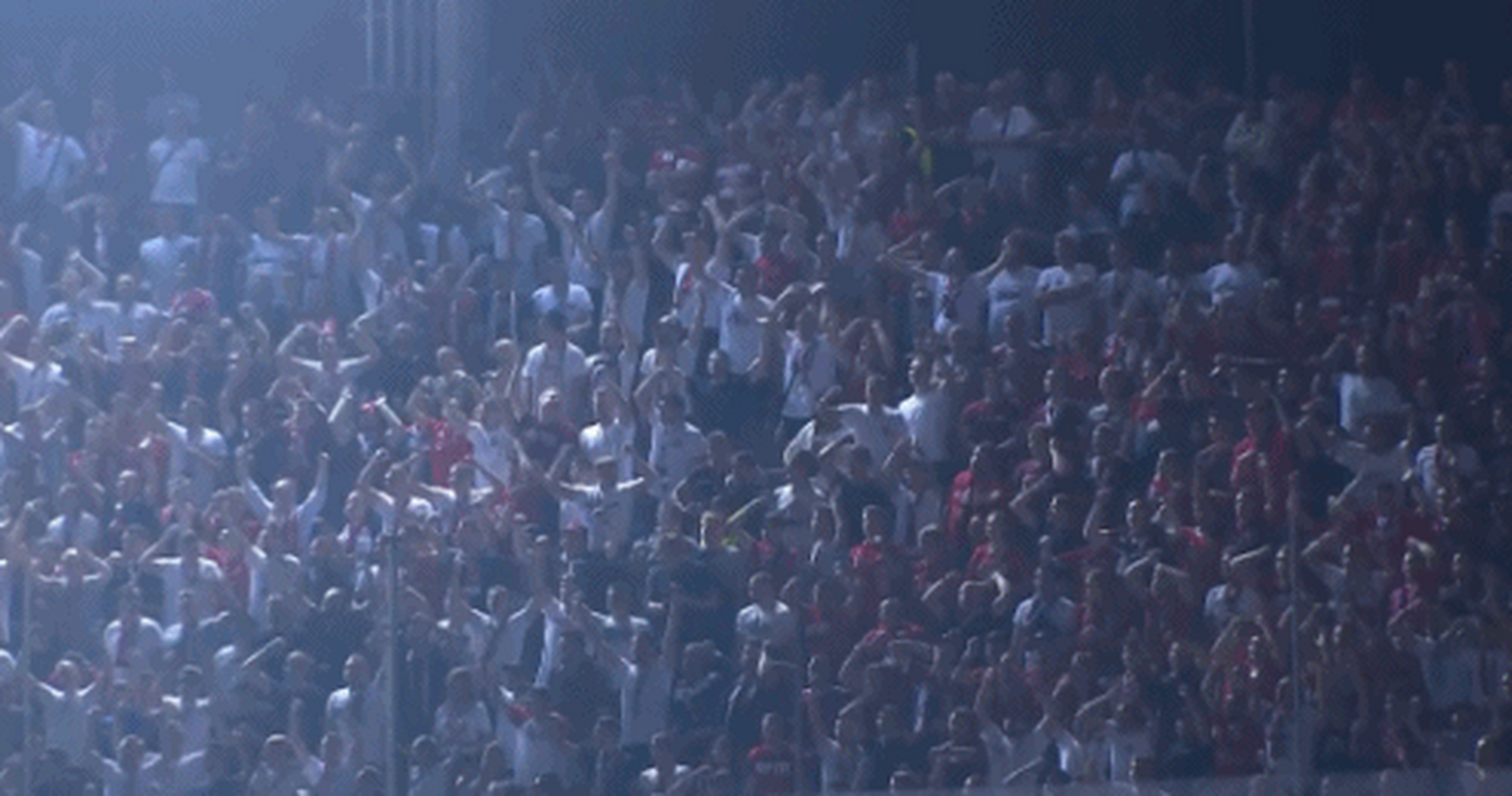 森林狼主场惊险胜出，球迷沸腾庆祝士气大振