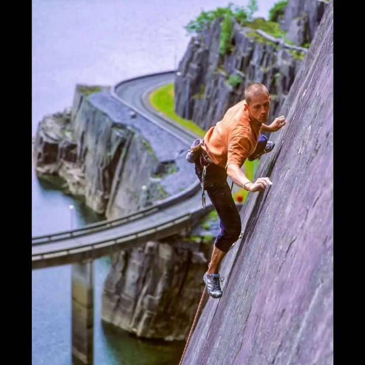 运动员风采挑战传统，突破创新易如反掌