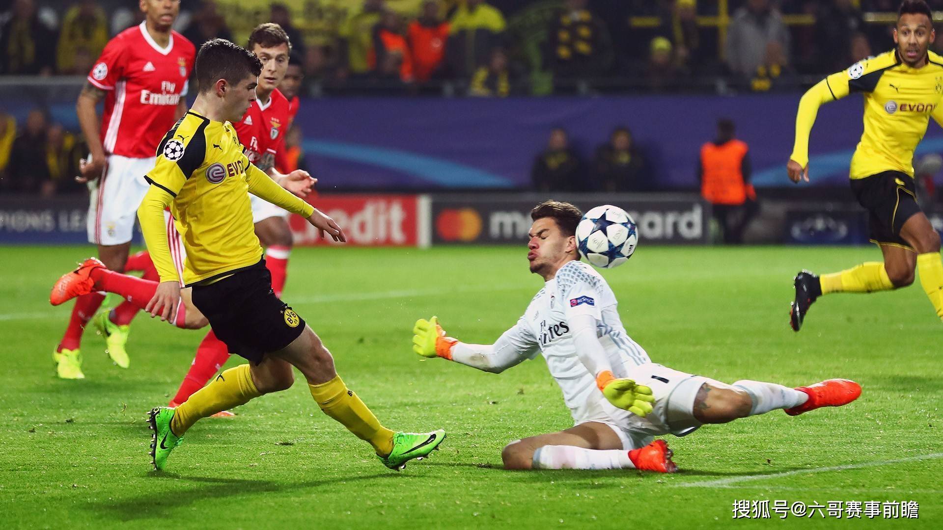 热刺长期受困防线失守,全队齐力应对 热刺长期受困防线失守,全队齐力应对