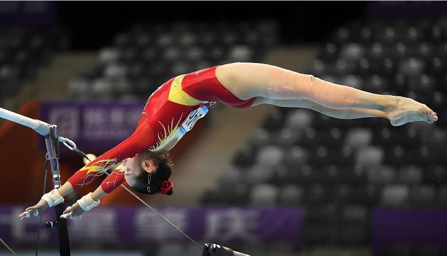 墨西哥体操选手表现稳定，赢得金牌