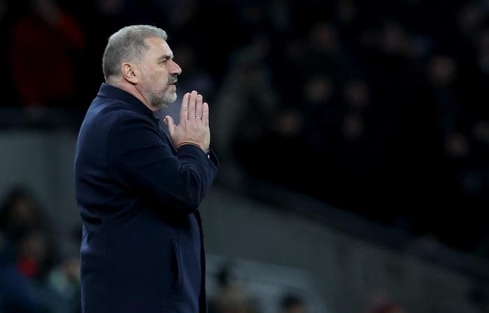 热刺遭遇意外失利，赛季前景蒙上阴影