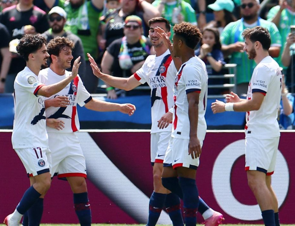 西甲球队连战连胜，实力雄厚迈进16强！