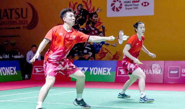 国内俱乐部在国际比赛中展现出色表现