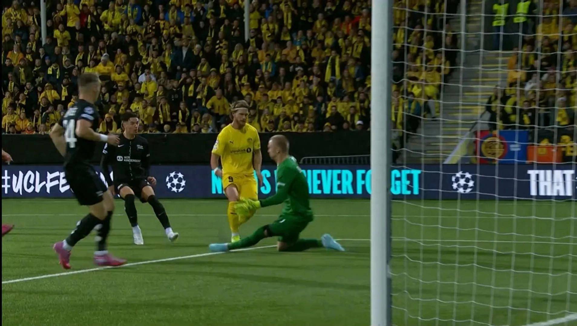 FB体育官网-欧冠比赛中，几支豪门球队连续战平场面惊险